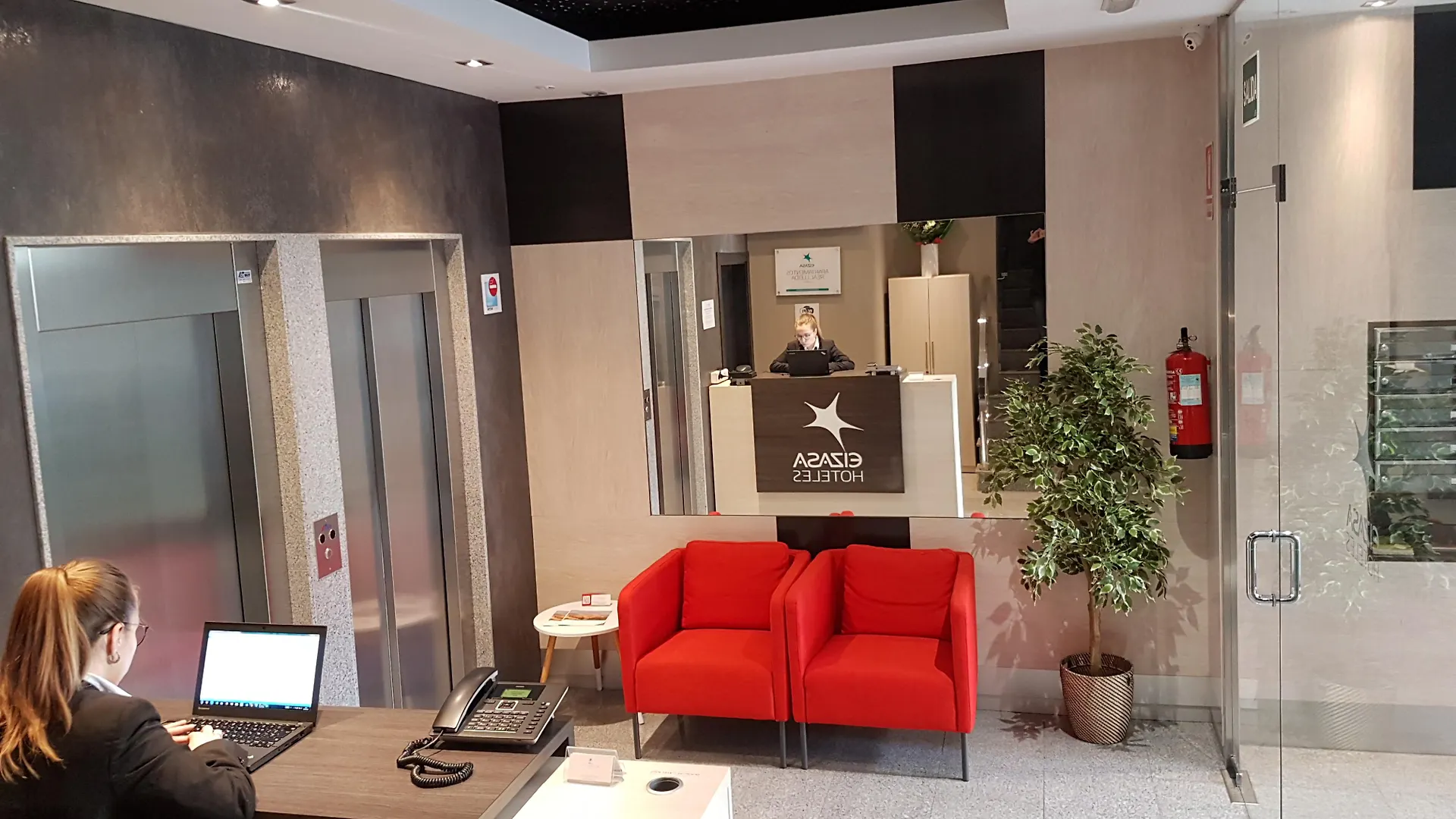 Apartamentos Real Lleida Spain